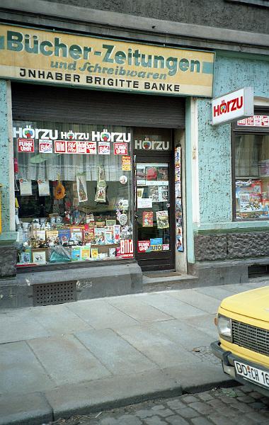 Dresden-Äußere Neustadt, Rudolf-Leonhard-Str. 19, 22.3.1995.jpg